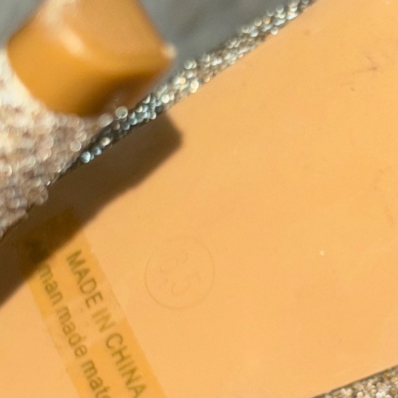 High Heel Gold Stiletto Platform Pumps 6.5 SZ & 8 SZ - Picture 13 of 13